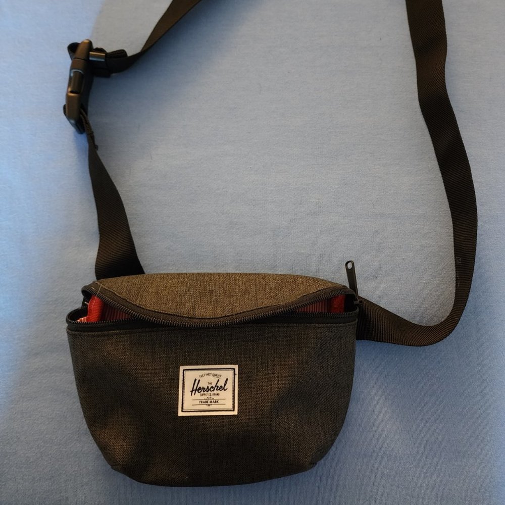 Herschel Fourteen Hip Pack
